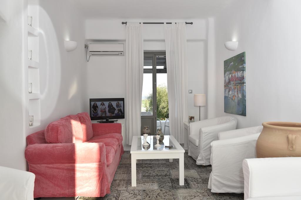 Naoussa Hills Boutique Resort- Adults Only Aparthotel
